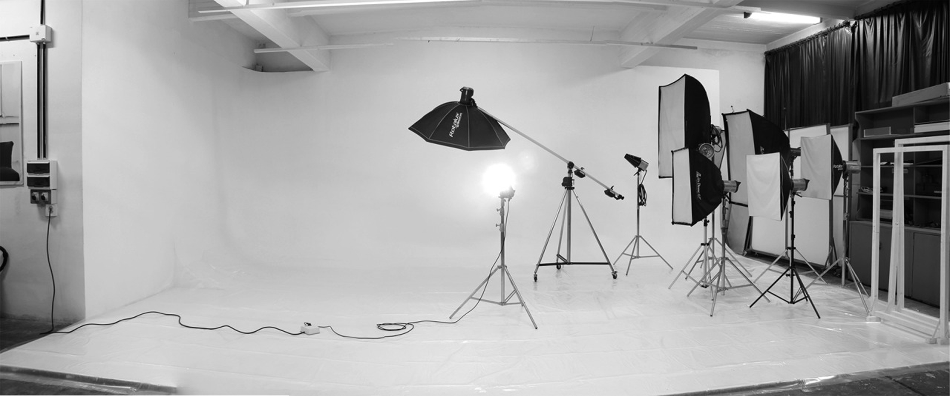 SAB&Iacute;AS QUE LA EAF TIENE UN ESTUDIO PROFESIONAL DE 250 M2?